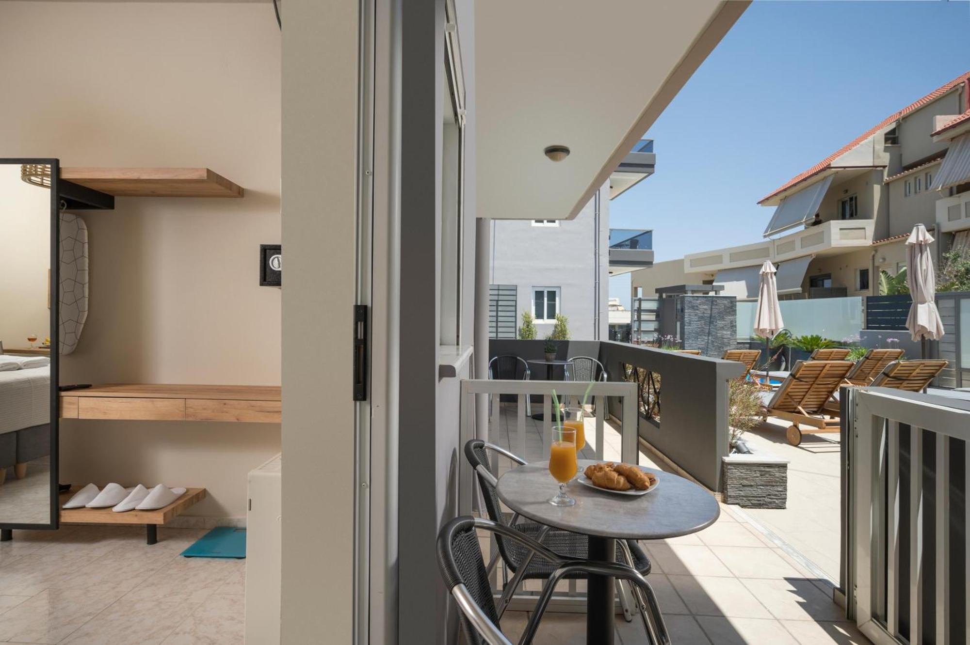 Sun Ray Luxury Apartments Agia Marina 객실 사진
