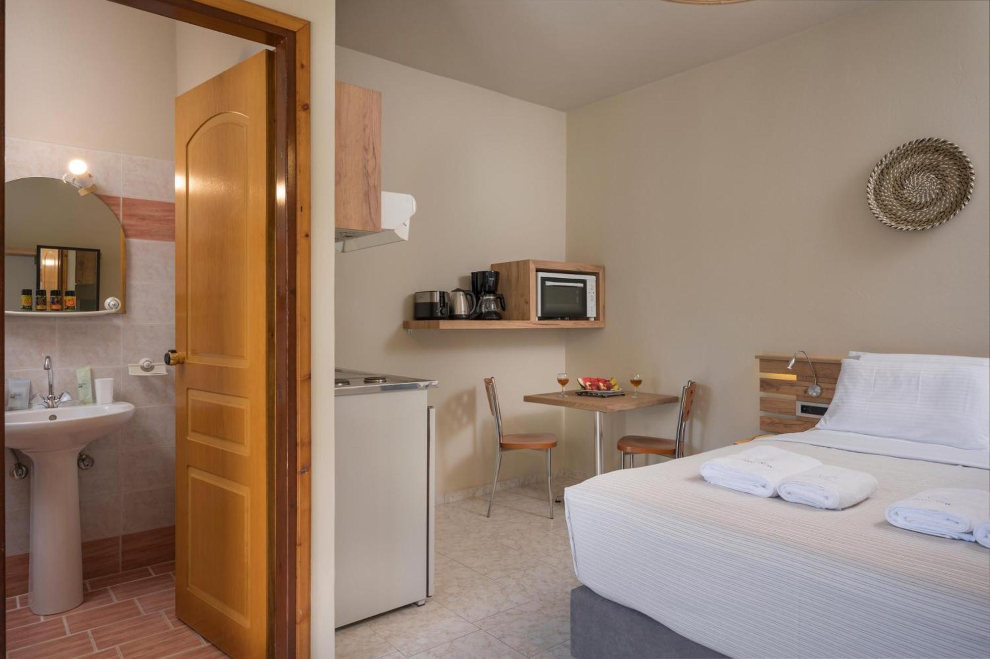 Sun Ray Luxury Apartments Agia Marina 객실 사진
